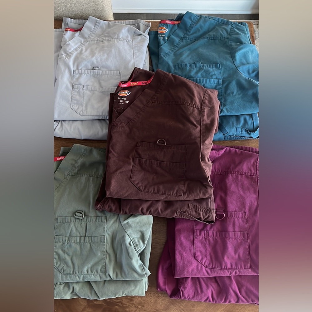 Bundle of 5 pairs Men’s Dickies Scrubs